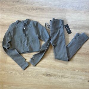Mooslover Gray Long Sleeve Crop Top and Leggings Set